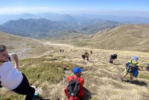 Aventura de caminhada na montanha Ostrovica: Uma caminhada guiada em Korçë