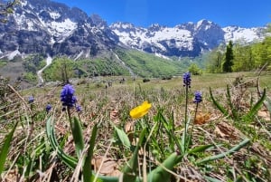 Pass Valbona – Theth: Albanske Alper på en 3-dagers tur