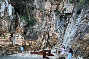 Passeio de barco pelágico 7 destinos: bebida + snorkel + guarda-sol️‍