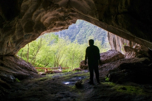 'Pëllumbas Cave, Erzeni Canyon & Petrelë Fortress Excursion'