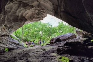 'Pëllumbas Cave, Erzeni Canyon & Petrelë Fortress Excursion'