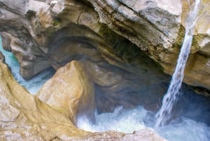 'Pëllumbas Cave, Erzeni Canyon & Petrelë Fortress Excursion'