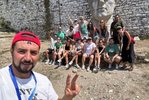 Premium-kävelykierros Beratissa asiantuntijaoppaiden kanssa