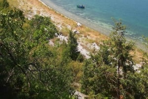 Lago di Prespa: esperienza in barca a Pustec e all'isola di Maligrad