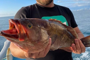 プライベート釣りツアー - サランダの遠洋ボートツアー