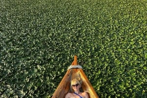 Tour privado por el lago Skadar con guía, aperitivos y bebidas.
