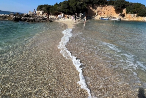 Private Tour To Blue Eye, Saranda & Ksamil with Boat Tour