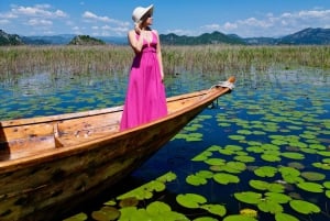 Private Skadar lake tour with guide, snacks and drinks