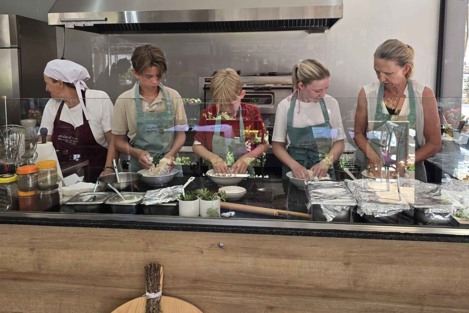 Privat traditionel albansk Lakror-madlavningskursus i Ksamil