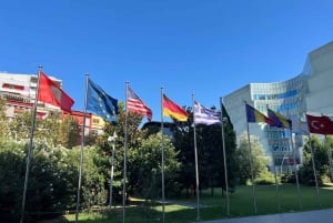 Tirana: Ekspresowa piesza wycieczka z przewodnikiem