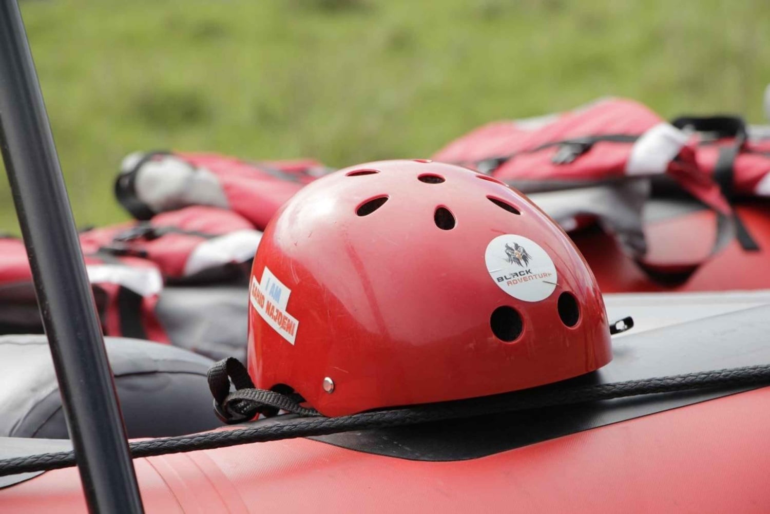 Рафтинг по реке Черный Дрим из Тираны