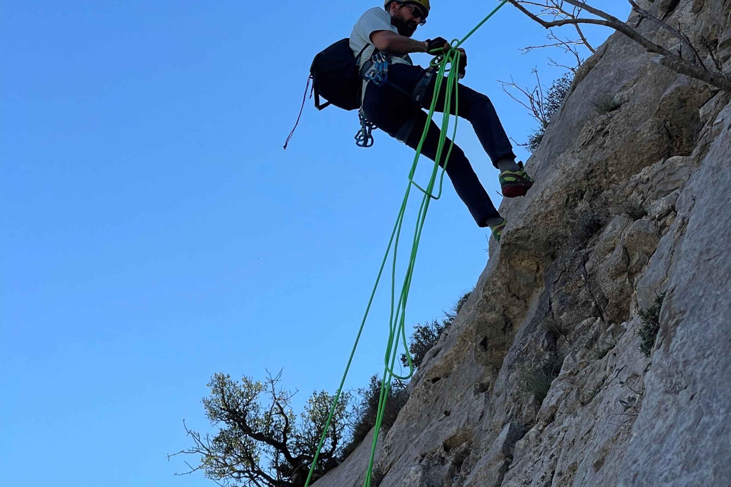 Escalada em rocha em Tirana, aventura nas montanhas