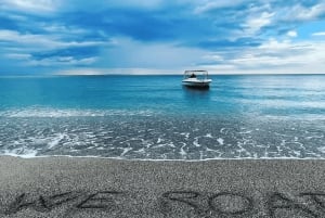 Roxer Boat Tours: tours en barco diarios por la costa jónica