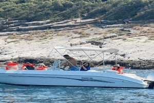 Roxer Boat Tours: tours en barco diarios por la costa jónica