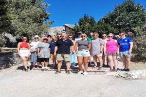 Tour de un día: Ojo Azul, Gjirokaster, puente otomano y Lekursi