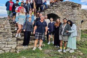 Tour de un día: Ojo Azul, Gjirokaster, puente otomano y Lekursi