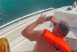 Saranda: Boat tour to 7 destinations end snorkeling