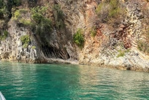 Saranda: tour en barco a 7 destinos y snorkel