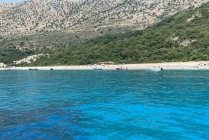 Saranda: tour en barco a 7 destinos y snorkel
