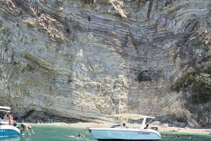 Saranda: Båttur til Kakome, grotter og strender med snorkling