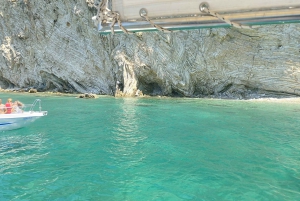 Saranda Tours en barco/Excursiones/Diversión/Relajación/Sol/Natación/Disfrute