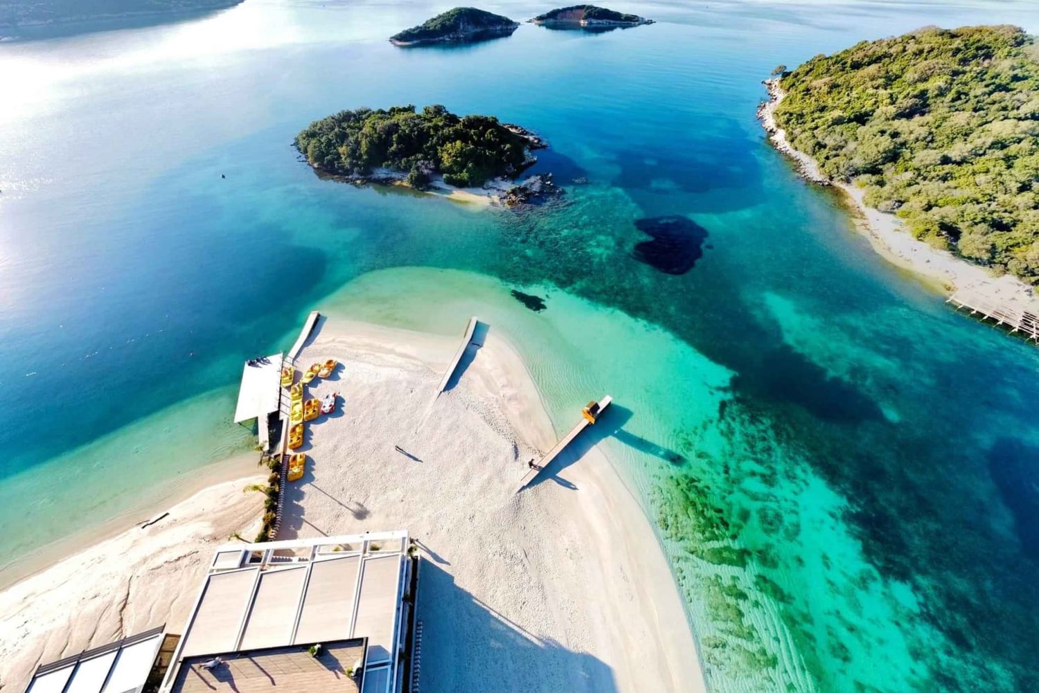 Saranda: Butrint, Ksamil, Blue Eye och Lekuresi Castle Tour