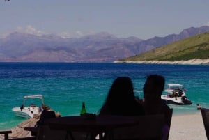 Saranda: Boat tour to 7 destinations end snorkeling