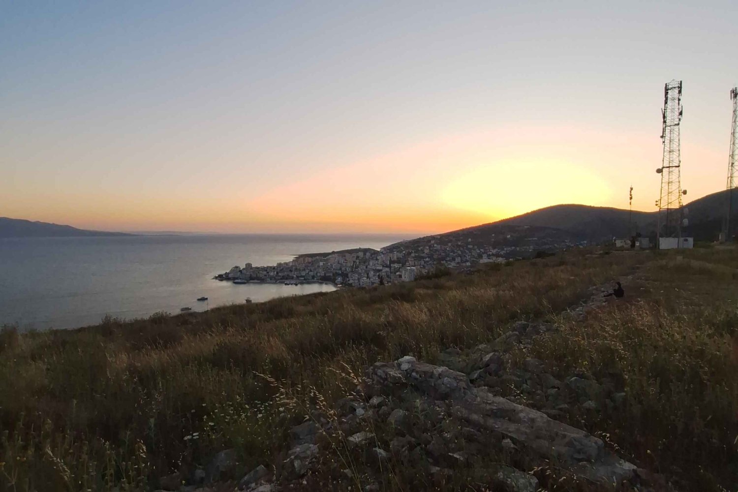 Saranda : communisme, vues panoramiques, monastère et mosquée