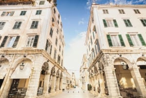 Saranda: Korfu stad och Palaiokastritsa dagstur med kryssning