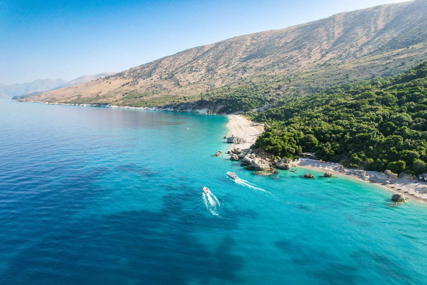 Saranda: tour in barca di un giorno con soste in spiaggia e nuoto