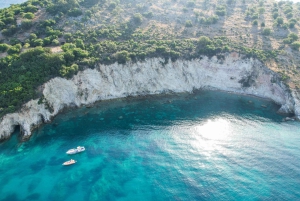 Saranda: tour in barca di un giorno con soste in spiaggia e nuoto