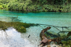 Von Saranda aus: Gjirokastra Stone City & Blue Eye Tagestour