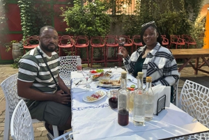 Verborgen parels van Saranda: zonsondergang bij Lekursi, Blue Eye & wijnproeverij