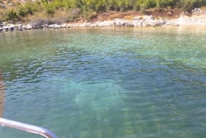 Saranda: Passeio de barco particular com mergulho e tempo na praia
