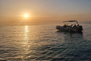 Saranda: crucero al atardecer con Aperol Spritz, música y baño.