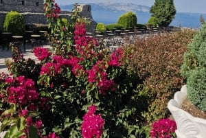 Tour por Saranda: Castelo de Lekuresi, Olho Azul e Gjirokastra