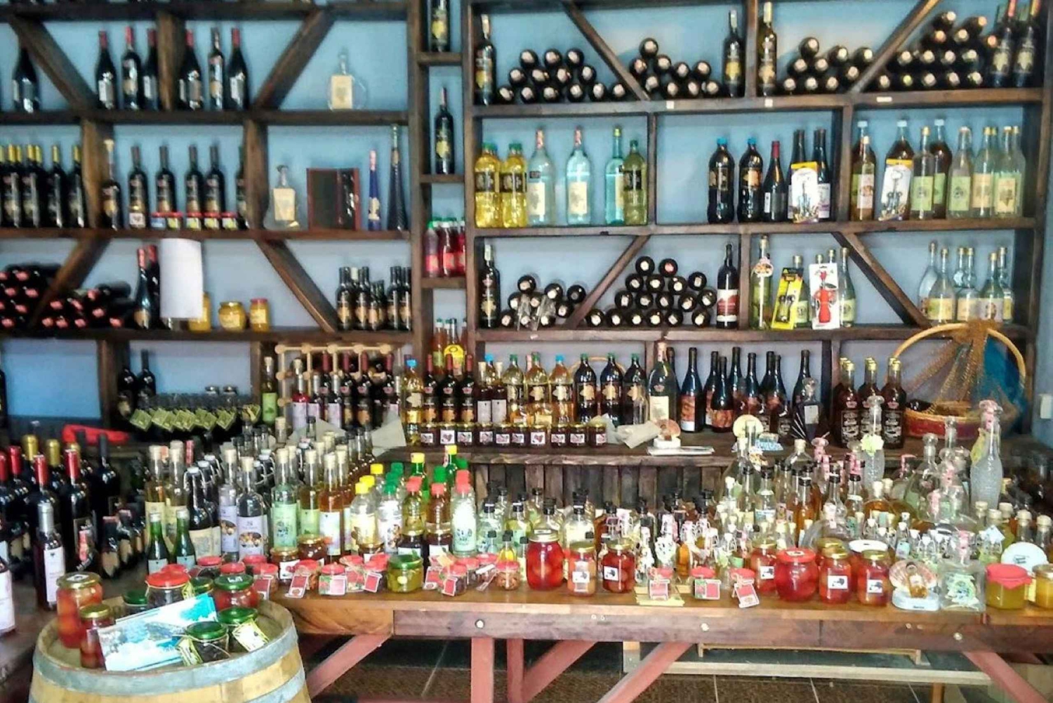 Sarande: Tour dell'occhio blu e di Lekuresi con degustazione di vino