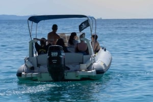 Saranda: tour en barco a Krorez con snorkel, bebidas y baño