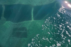 Sarandë: Båttur til Kroreza med snorkling og gratis parasoll