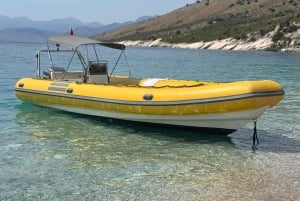 Sarandë: Kystsejlads til Porto Palermo/Himare med solnedgang