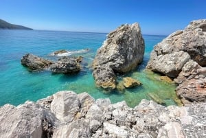 Sarandë: Kystsejlads til Porto Palermo/Himare med solnedgang
