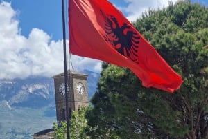 Sarande-Gjirokaster Tour,Blauw oog,Kasteel van Lekursi