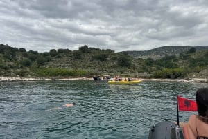 SARANDA: TOUR DELLE GROTTE E DELLE SPIAGGE NASCOSTE DELLA COSTA IONICA CON LETTINI GRATUITI