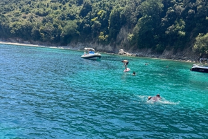 Sarande: Krorezan piilotetut rannat – melonta, snorklaus ja aurinkovarjo