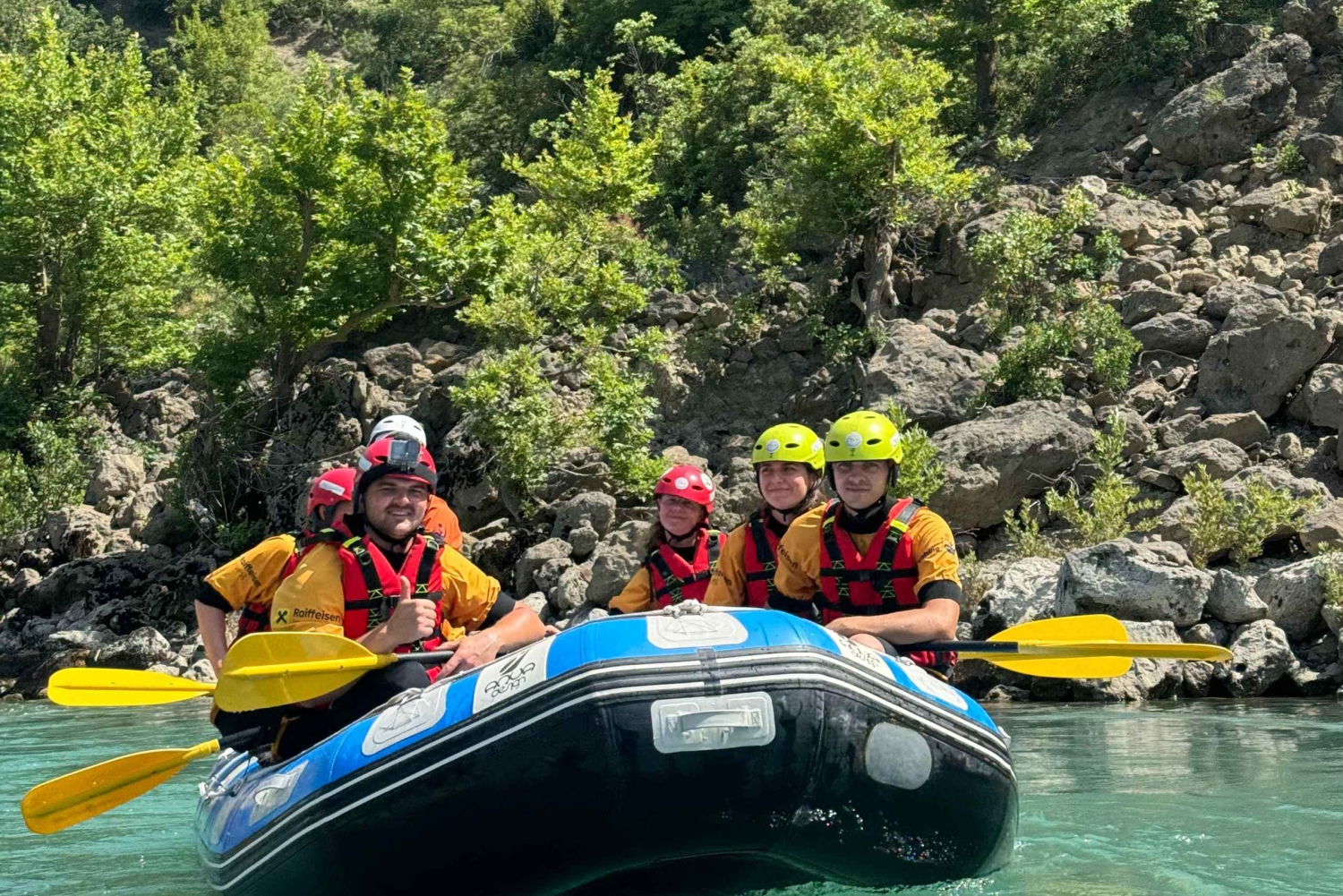 Saranda: Excursão 4x4 em Permet, rafting e banhos termais