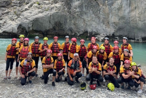 Saranda: Excursão 4x4 em Permet, rafting e banhos termais