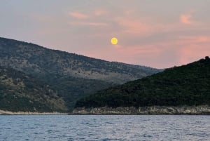 Sarandë: Sunset Speedboat Tour with Beach Stops