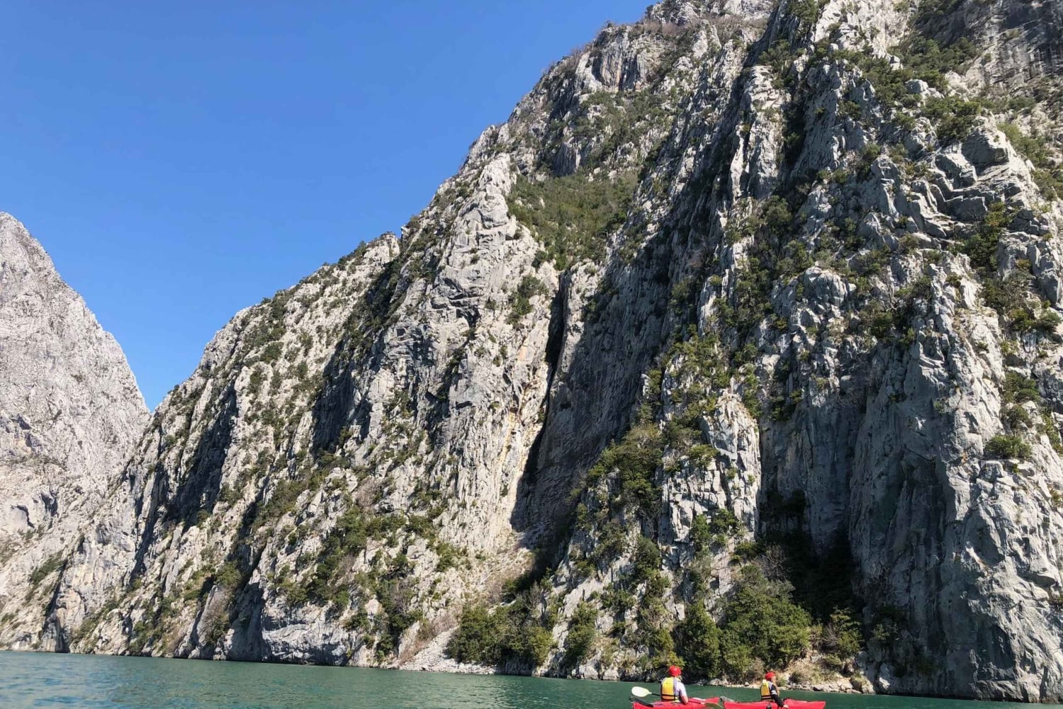 Wycieczka z przewodnikiem: Theth, Valbona i jezioro Koman