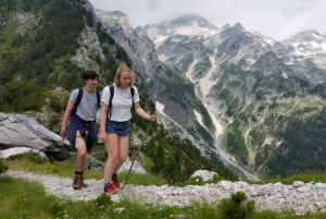 Selvstyrt tur: Theth, Valbona og Koman-sjøen