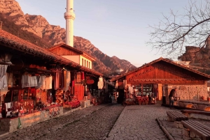 Semi-Privé Tour; 5 Balkan Landen van Dubrovnik -Tirana